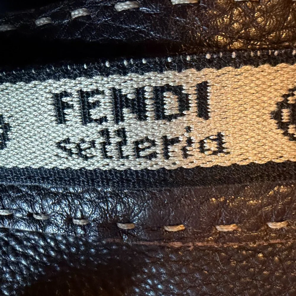 Authenticated Fendi Selleria Villa Borghese Bag/Tote - COA included - Picture 7 of 15